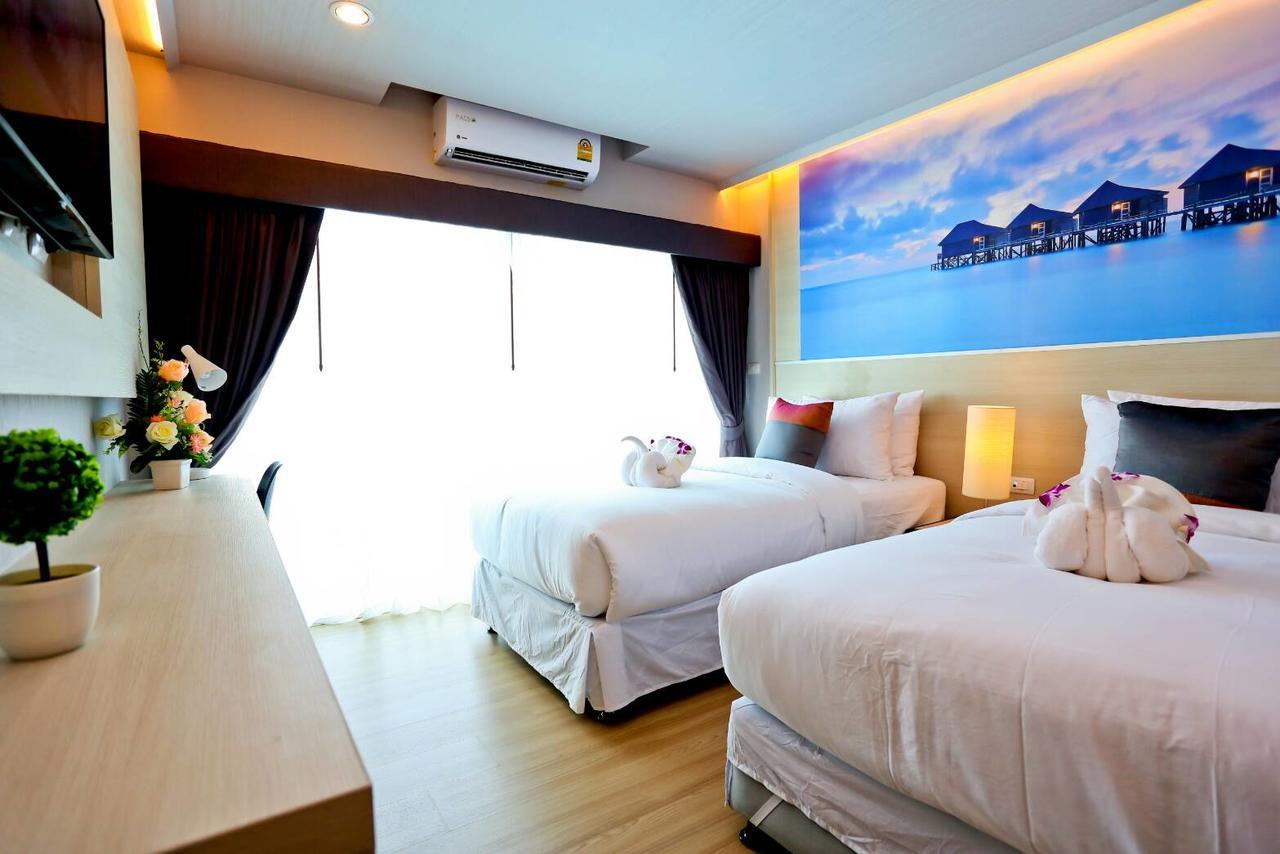 Le Breeze Resort Petchaburi Esterno foto